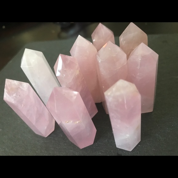 Natural rose quartz towers - Picture 5 of 8